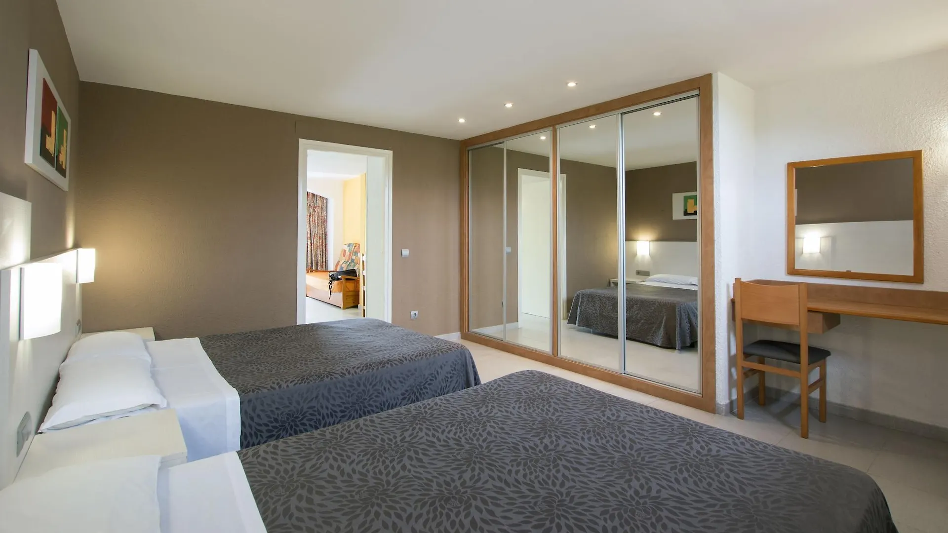 ***  Medplaya Aparthotel Sant Eloi Tossa de Mar Hiszpania