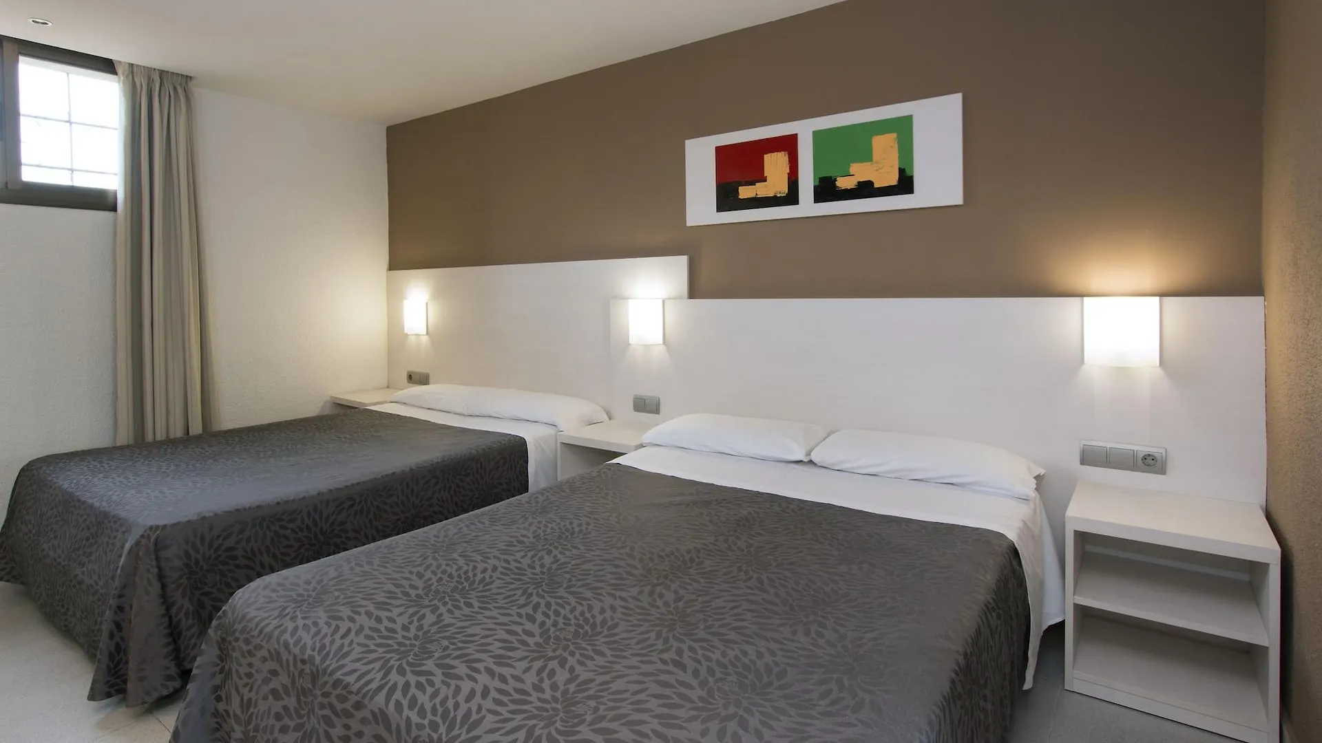 Medplaya Aparthotel Sant Eloi Tossa de Mar 3*,  İspanya