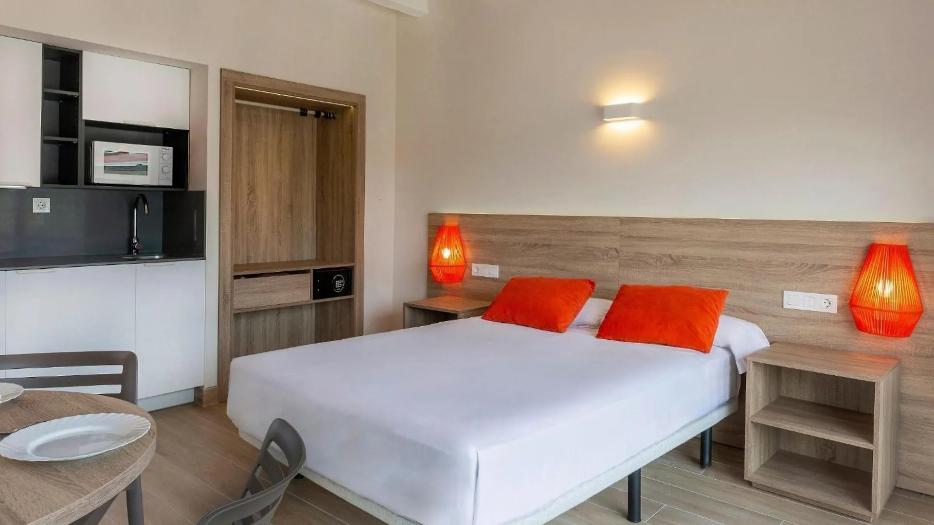 Medplaya Aparthotel Sant Eloi Tossa de Mar