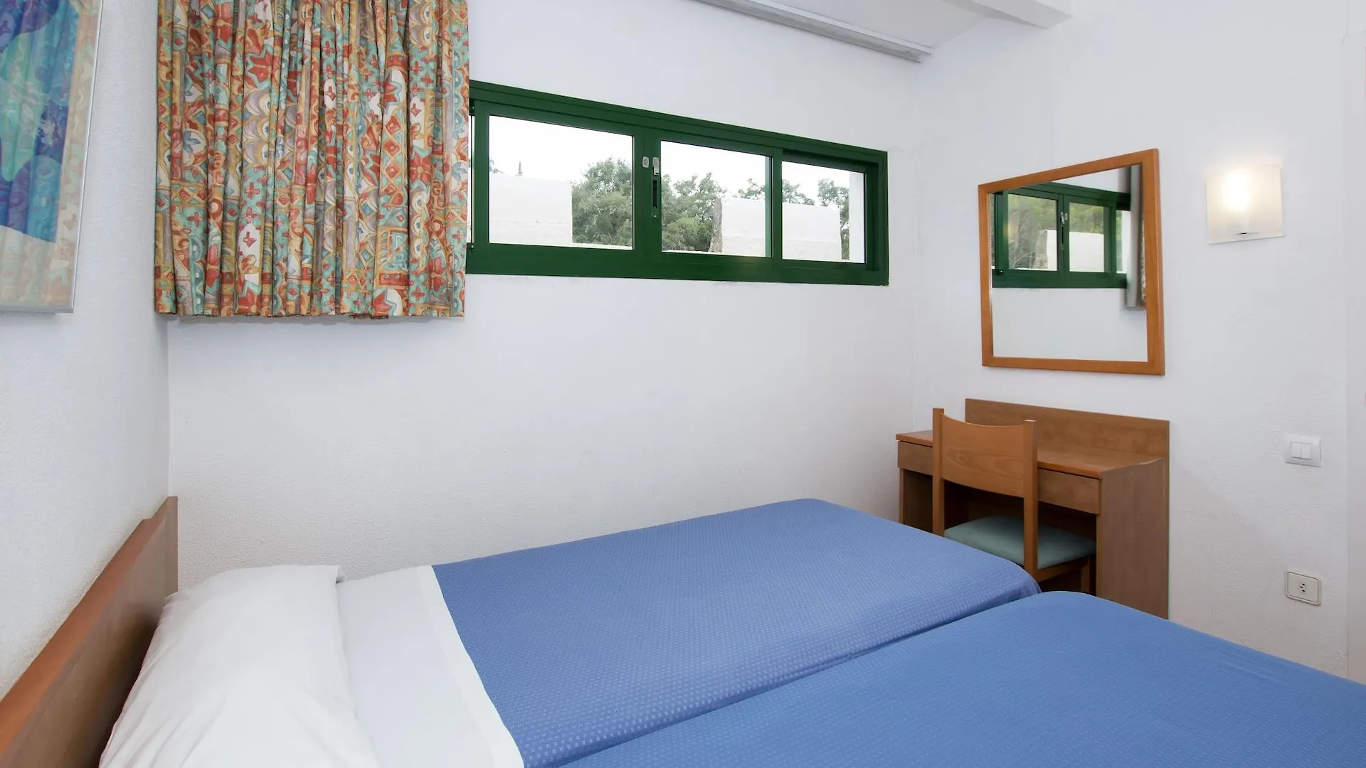 Medplaya Aparthotel Sant Eloi Tossa de Mar 3*,